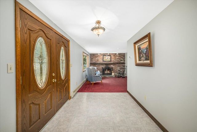 9 County Road, Windham, NH 03087