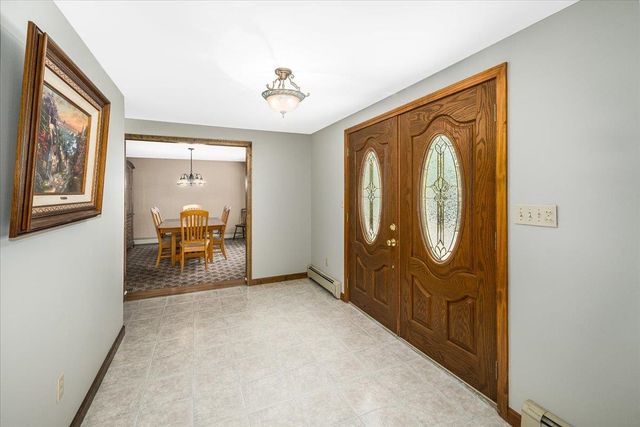 9 County Road, Windham, NH 03087