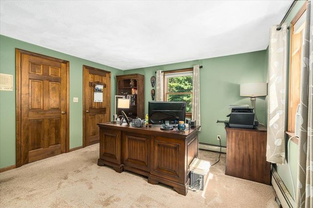 9 County Road, Windham, NH 03087