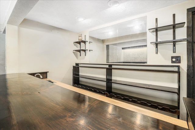 9 County Road, Windham, NH 03087