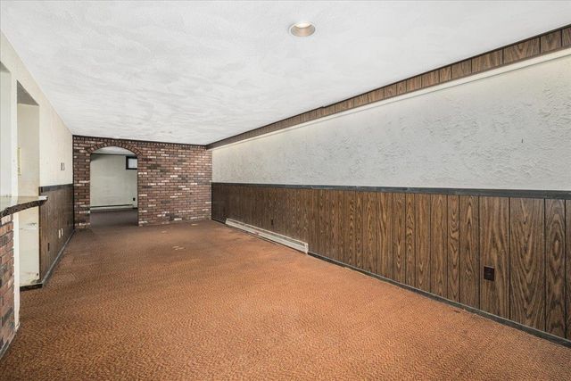 9 County Road, Windham, NH 03087