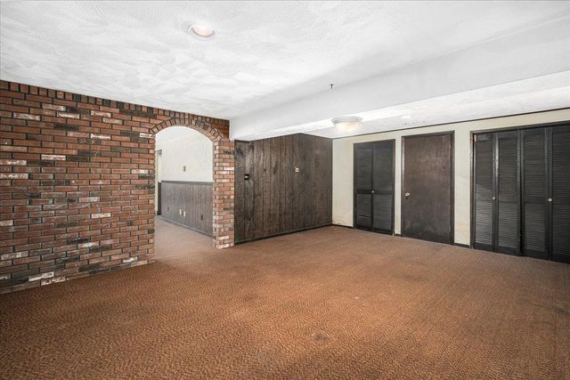 9 County Road, Windham, NH 03087