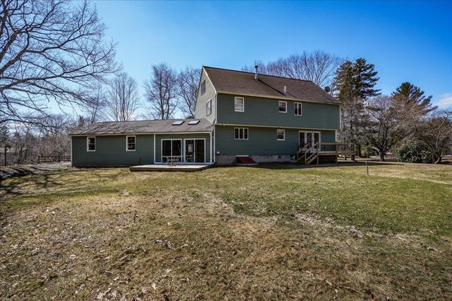 9 County Road, Windham, NH 03087