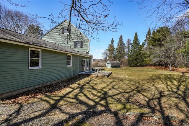 9 County Road, Windham, NH 03087