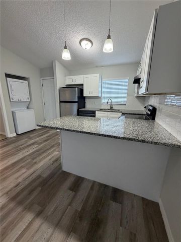 501 ST. MICHAELS WAY 517, Tarpon Springs, FL 34689