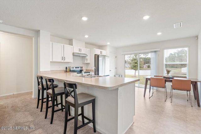 2012 MONTWARD PRESERVE Way, Jacksonville, FL 32218