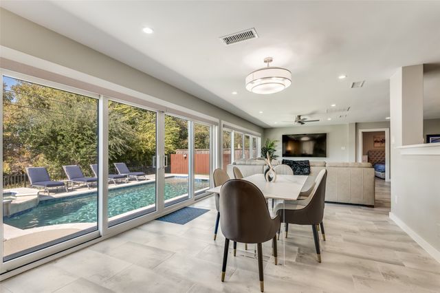 944 Hummingbird Trail, Grapevine, TX 76051