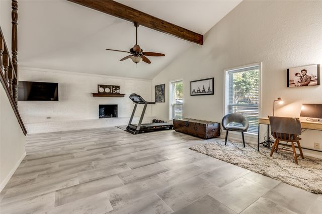 944 Hummingbird Trail, Grapevine, TX 76051