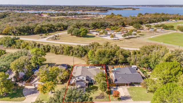 944 Hummingbird Trail, Grapevine, TX 76051