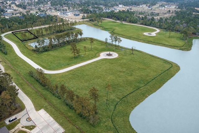 35 Sunlit Song Lane, Tomball, TX 77377