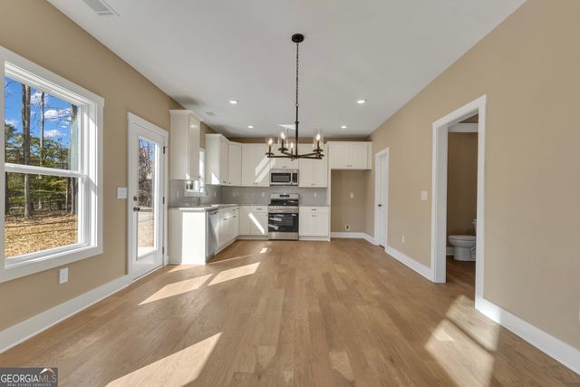 170 Liberty Drive, Fayetteville, GA 30214