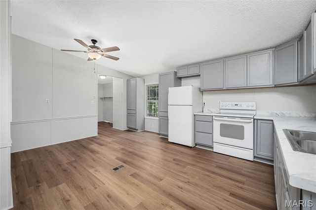 23857 Alberta Drive, Warrenton, MO 63383