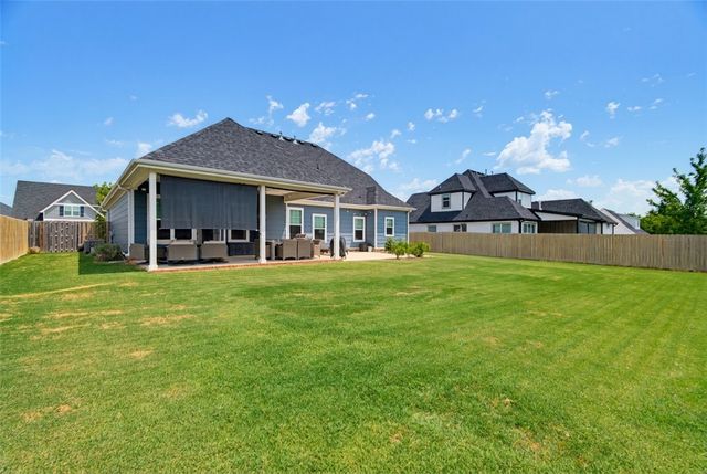 6420 S 60th Street, Rogers, AR 72758
