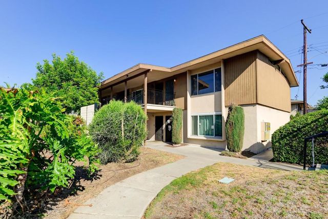 540 Oakdale Lane L, El Cajon, CA 92021