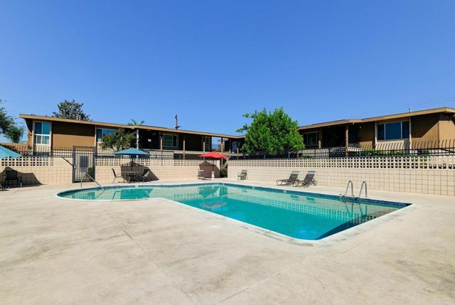 540 Oakdale Lane L, El Cajon, CA 92021