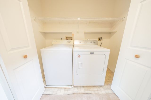 49 Bishops Forest Dr 49, Waltham, MA 02452