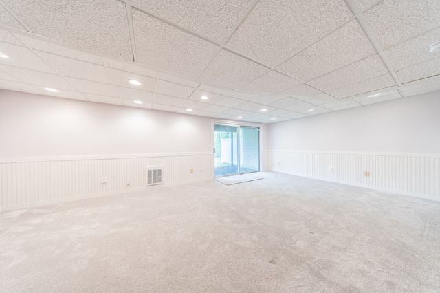 49 Bishops Forest Dr 49, Waltham, MA 02452