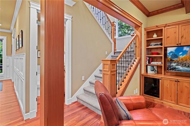 25122 NE 18th Street, Sammamish, WA 98074
