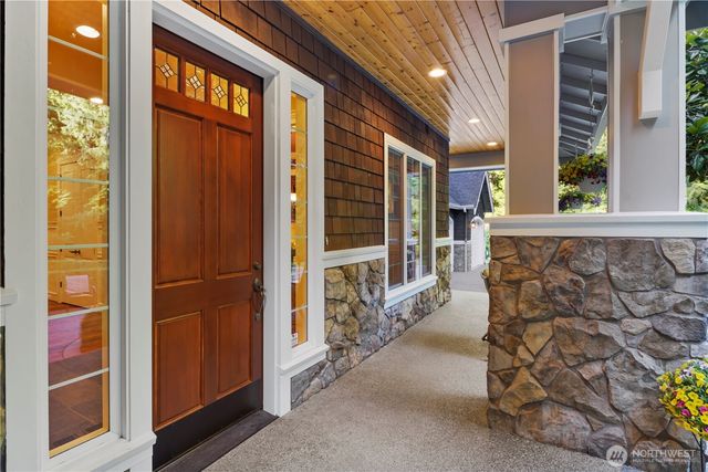 25122 NE 18th Street, Sammamish, WA 98074