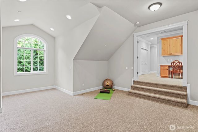 25122 NE 18th Street, Sammamish, WA 98074