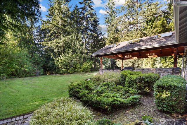 25122 NE 18th Street, Sammamish, WA 98074