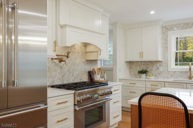 3 Herbert Rd, Scotch Plains Twp., NJ 07076