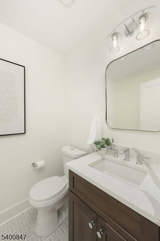 3 Herbert Rd, Scotch Plains Twp., NJ 07076