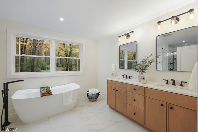 3 Herbert Rd, Scotch Plains Twp., NJ 07076