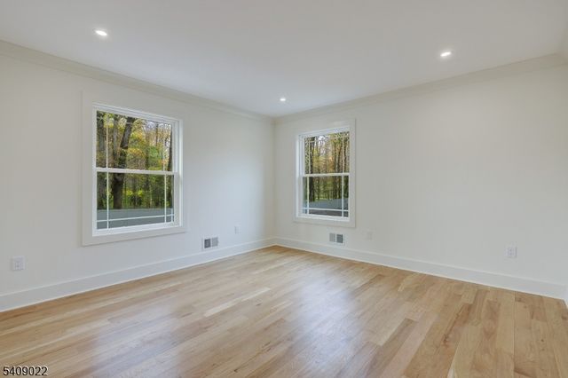 3 Herbert Rd, Scotch Plains Twp., NJ 07076