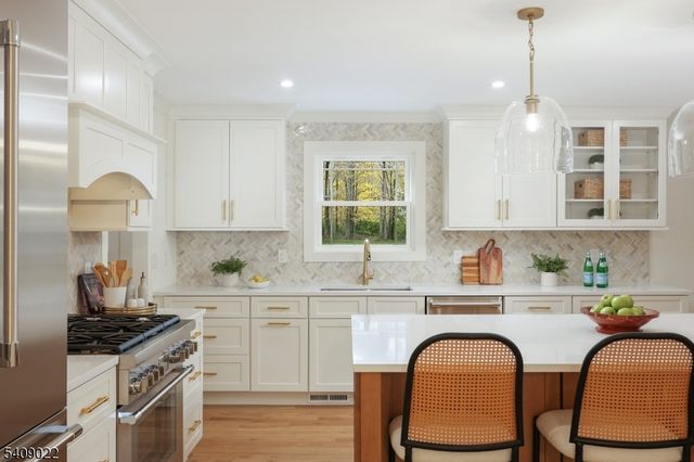 3 Herbert Rd, Scotch Plains Twp., NJ 07076