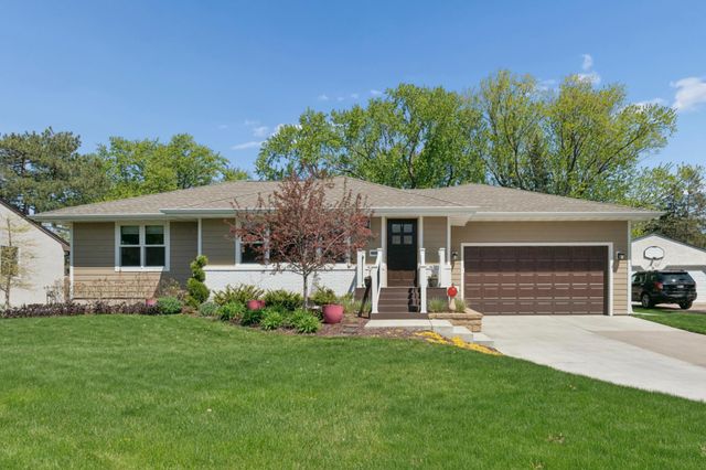 2505 W Armour Terrace, Saint Anthony, MN 55418