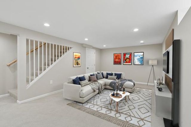 2505 W Armour Terrace, Saint Anthony, MN 55418