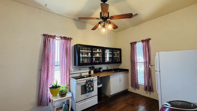 519 W Fm 545, Blue Ridge, TX 75424