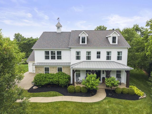 8568 Liberty Road N, Powell, OH 43065