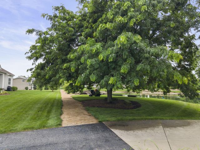 8568 Liberty Road N, Powell, OH 43065