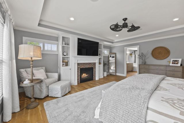 8568 Liberty Road N, Powell, OH 43065
