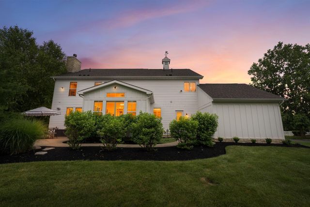8568 Liberty Road N, Powell, OH 43065
