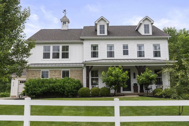 8568 Liberty Road N, Powell, OH 43065