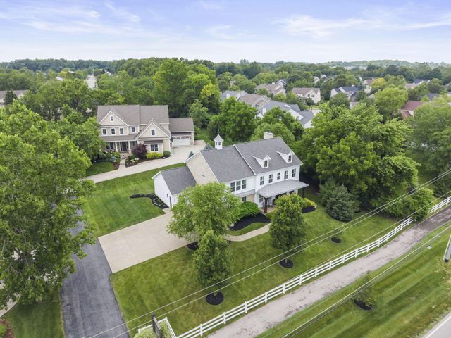 8568 Liberty Road N, Powell, OH 43065