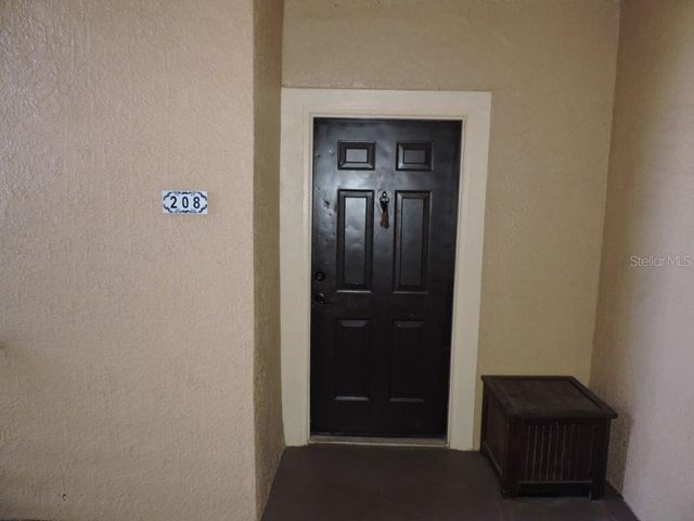 5542 METROWEST BOULEVARD 7-208, Orlando, FL 32811