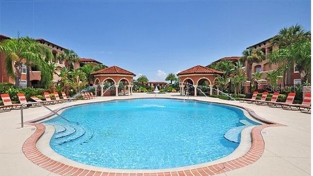 5542 METROWEST BOULEVARD 7-208, Orlando, FL 32811