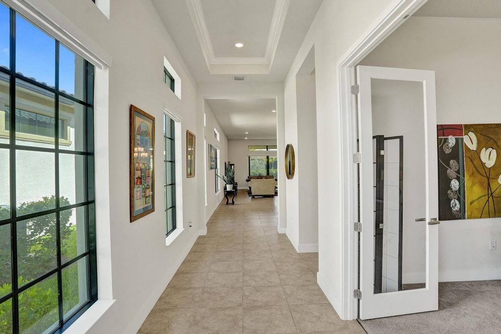 Image 5 of property listing at 7433 Knight St, Parkland, FL 33067