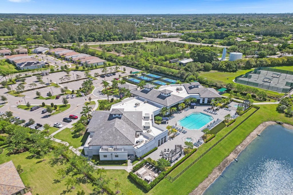 Image 53 of property listing at 7433 Knight St, Parkland, FL 33067