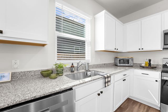 608 Fisher Lane, Summerville, SC 29486