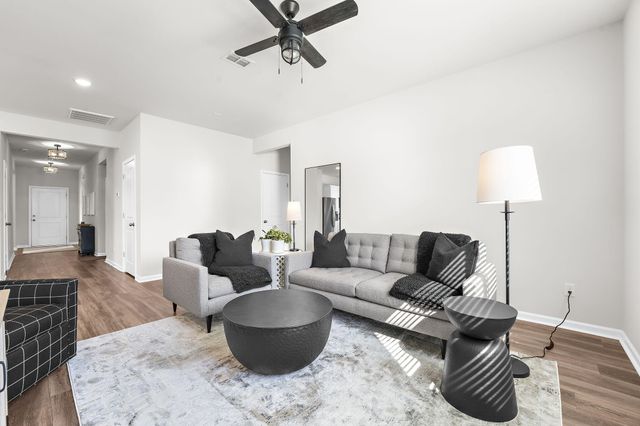 608 Fisher Lane, Summerville, SC 29486