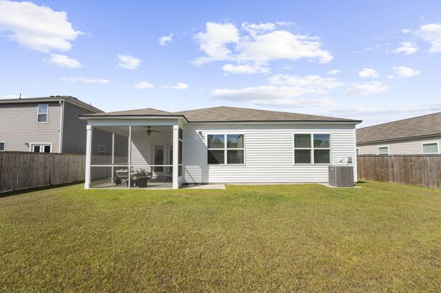 608 Fisher Lane, Summerville, SC 29486