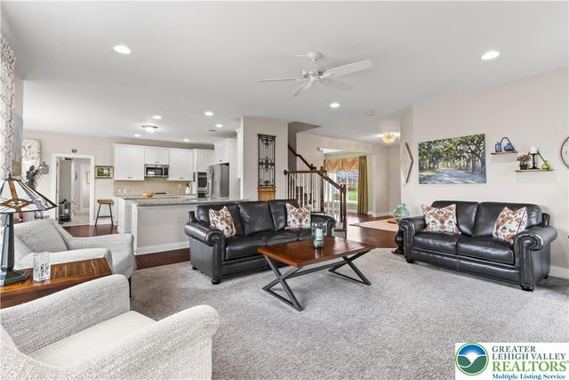 6800 Gwenmawr Road, East Allen Twp, PA 18017