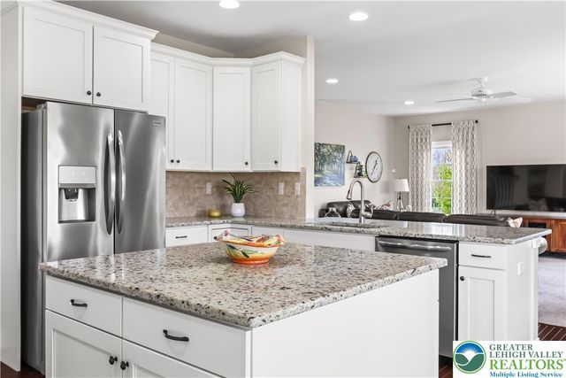 6800 Gwenmawr Road, East Allen Twp, PA 18017