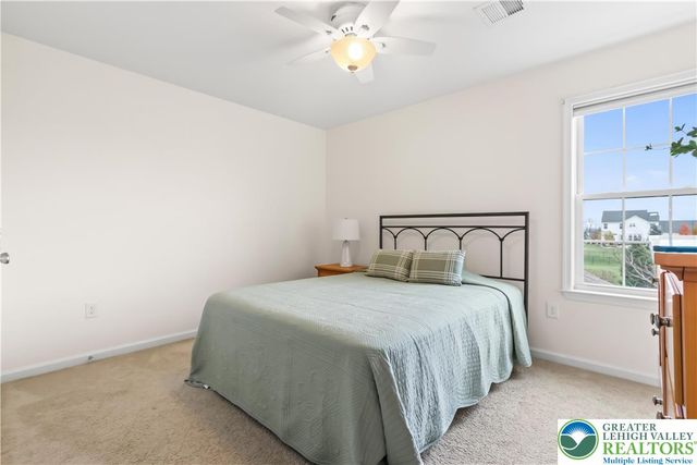 6800 Gwenmawr Road, East Allen Twp, PA 18017