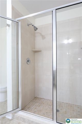 6800 Gwenmawr Road, East Allen Twp, PA 18017